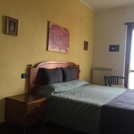 Bb Nuova Fiera Di Roma Bed & Breakfast Fiumicino Eksteriør bilde
