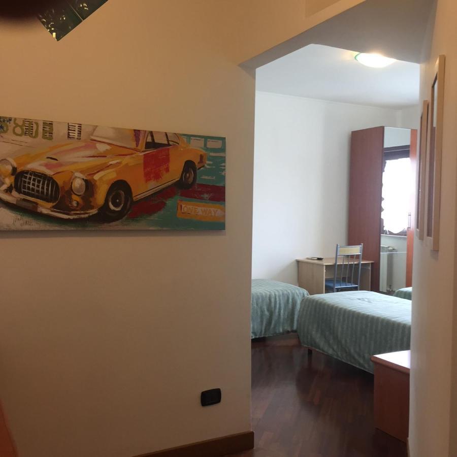 Bb Nuova Fiera Di Roma Bed & Breakfast Fiumicino Eksteriør bilde