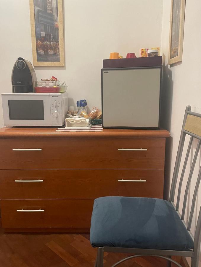 Bb Nuova Fiera Di Roma Bed & Breakfast Fiumicino Eksteriør bilde